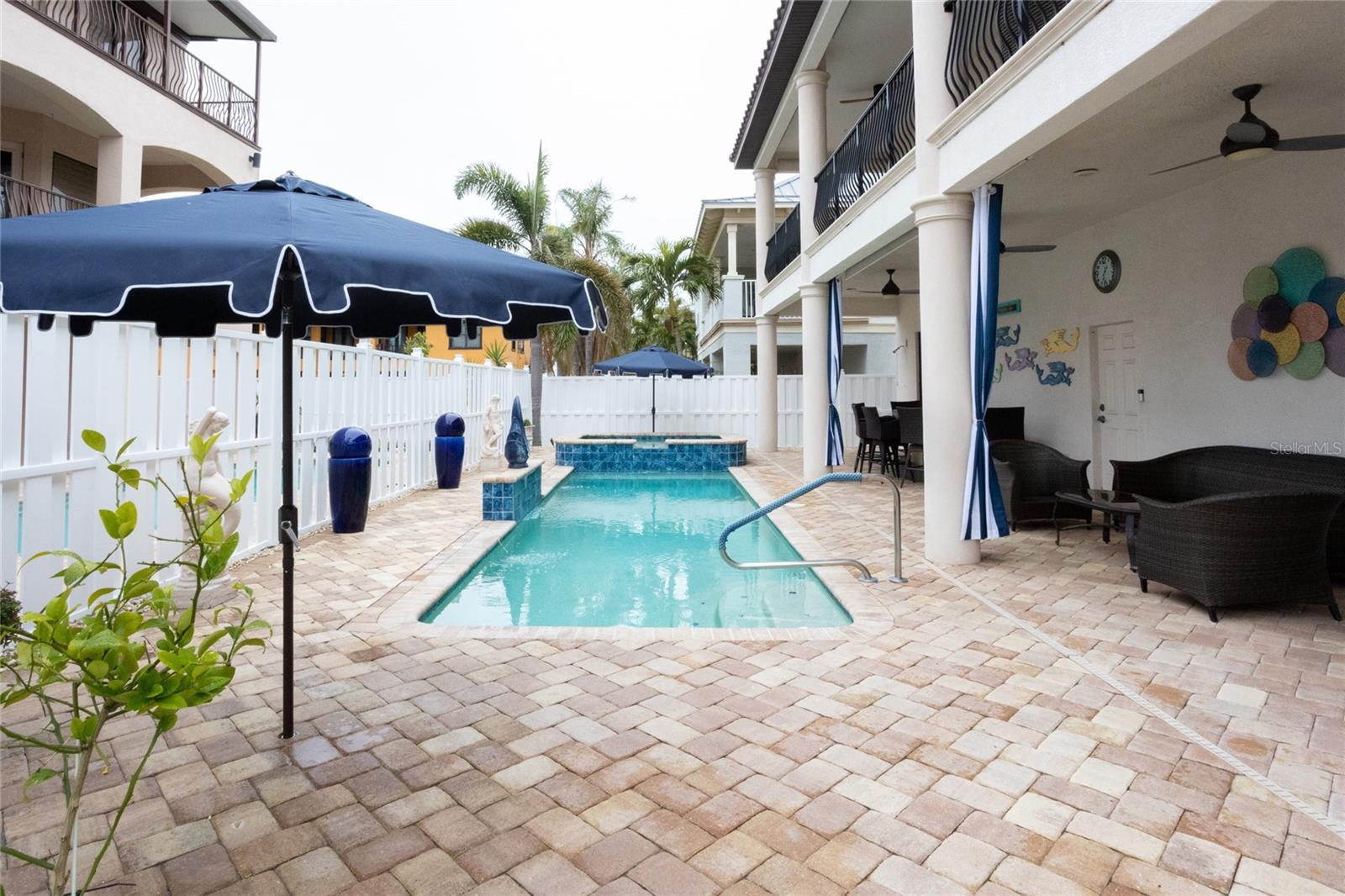 REDINGTON SHORES YACHT & TENNIS CLUB - Residential