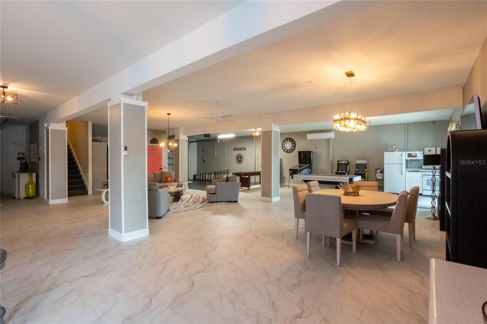 REDINGTON SHORES YACHT & TENNIS CLUB - Residential