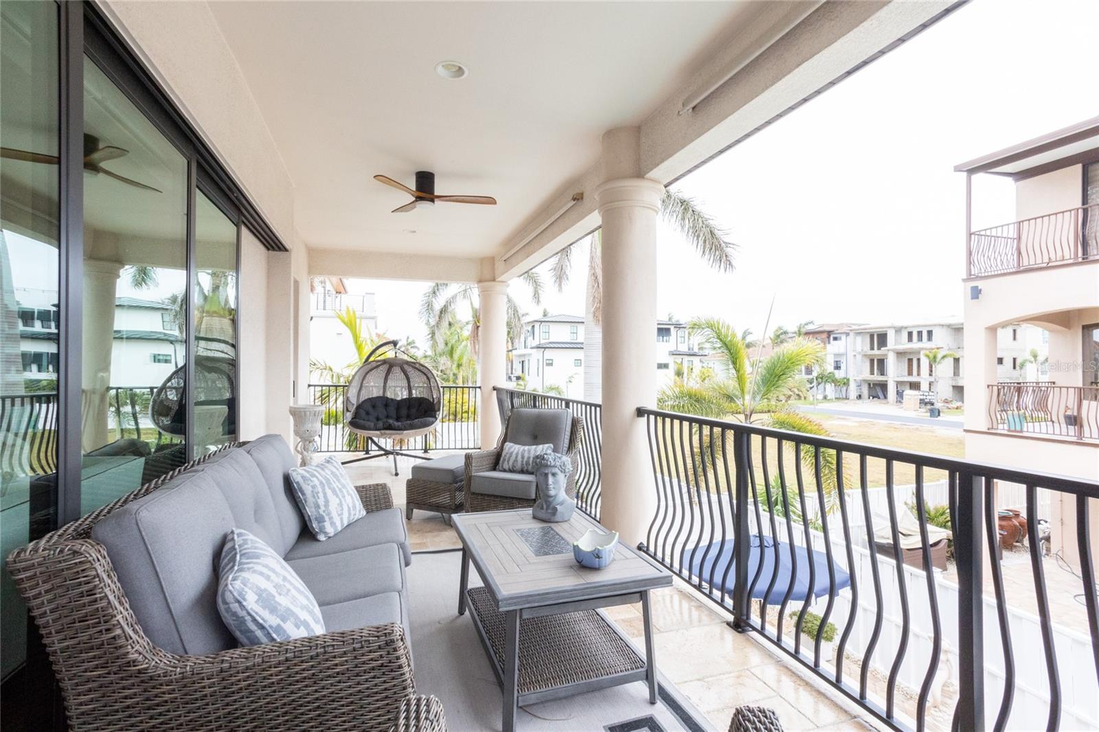 REDINGTON SHORES YACHT & TENNIS CLUB - Residential