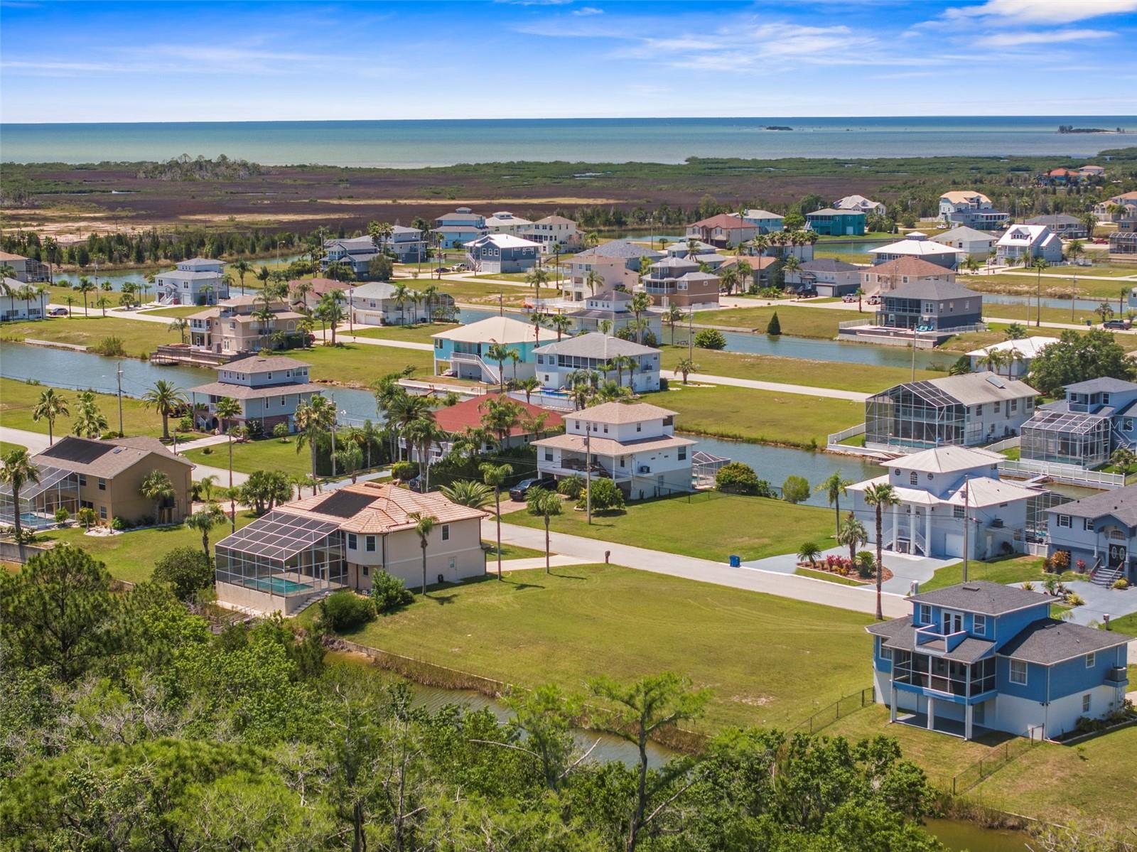 HERNANDO BEACH - Land