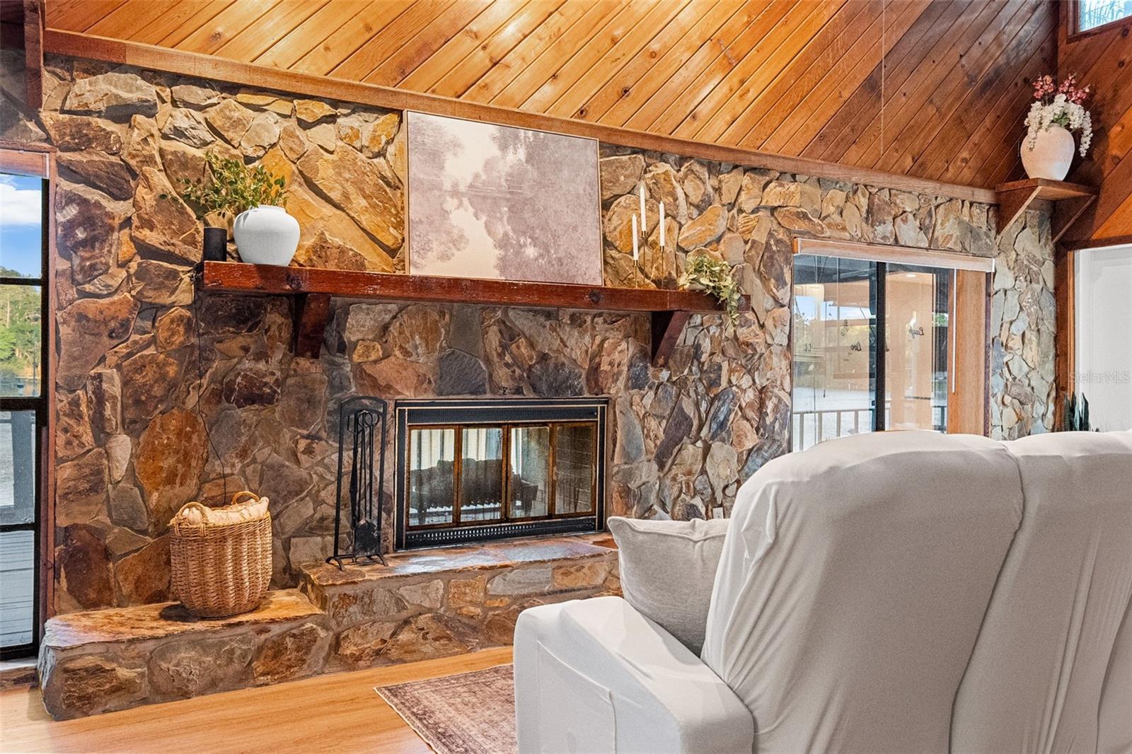 DEVANE ACRES SUB - Residential