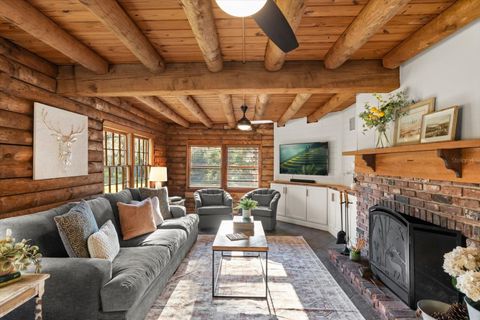 Tiny photo for 27201 Woodhollow Road, Mount Dora, FL 32757 (MLS # G5104857)