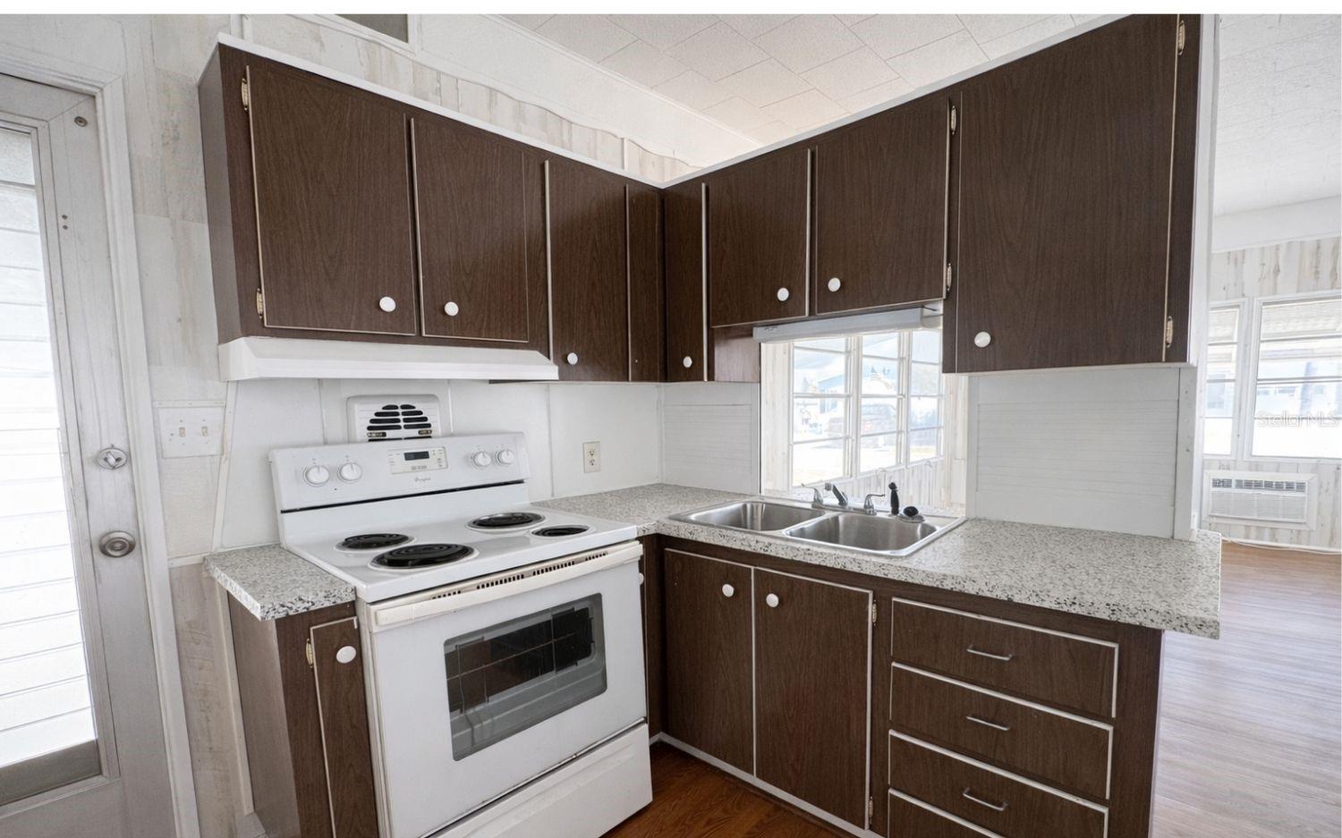 BUENA VISTA 2ND ADD - Residential