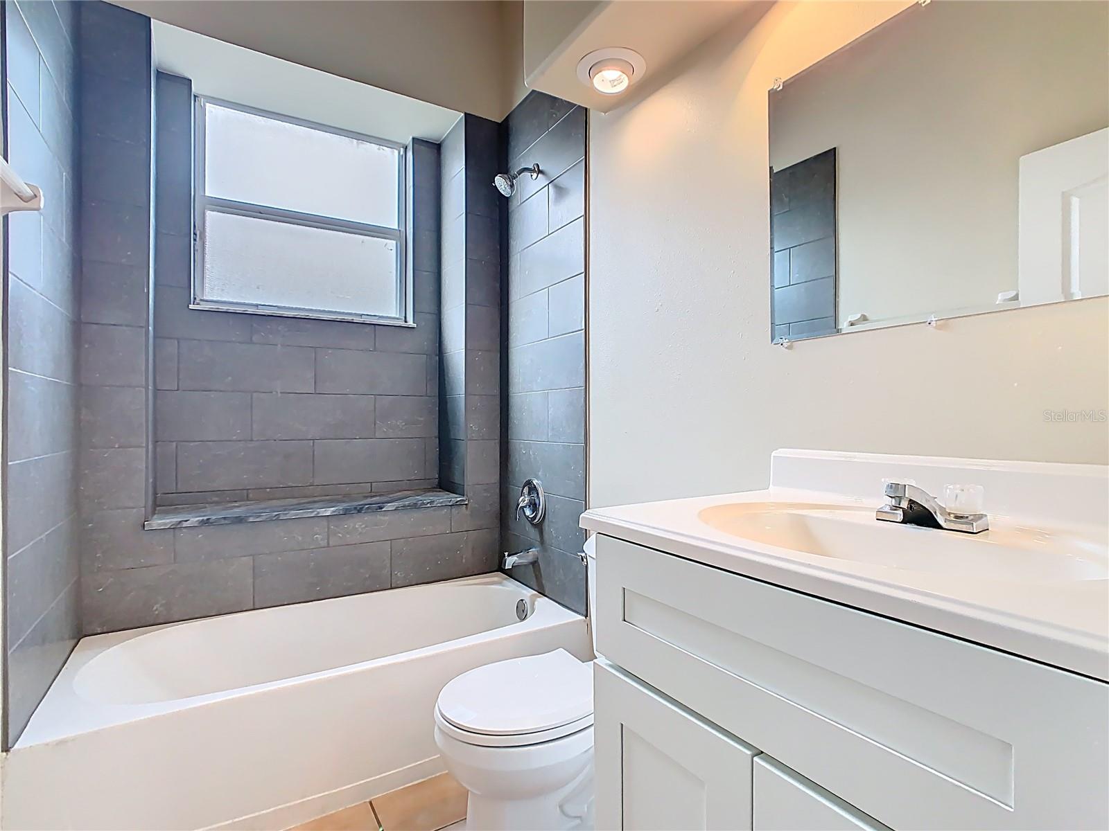 GRAND RESERVE - Residential