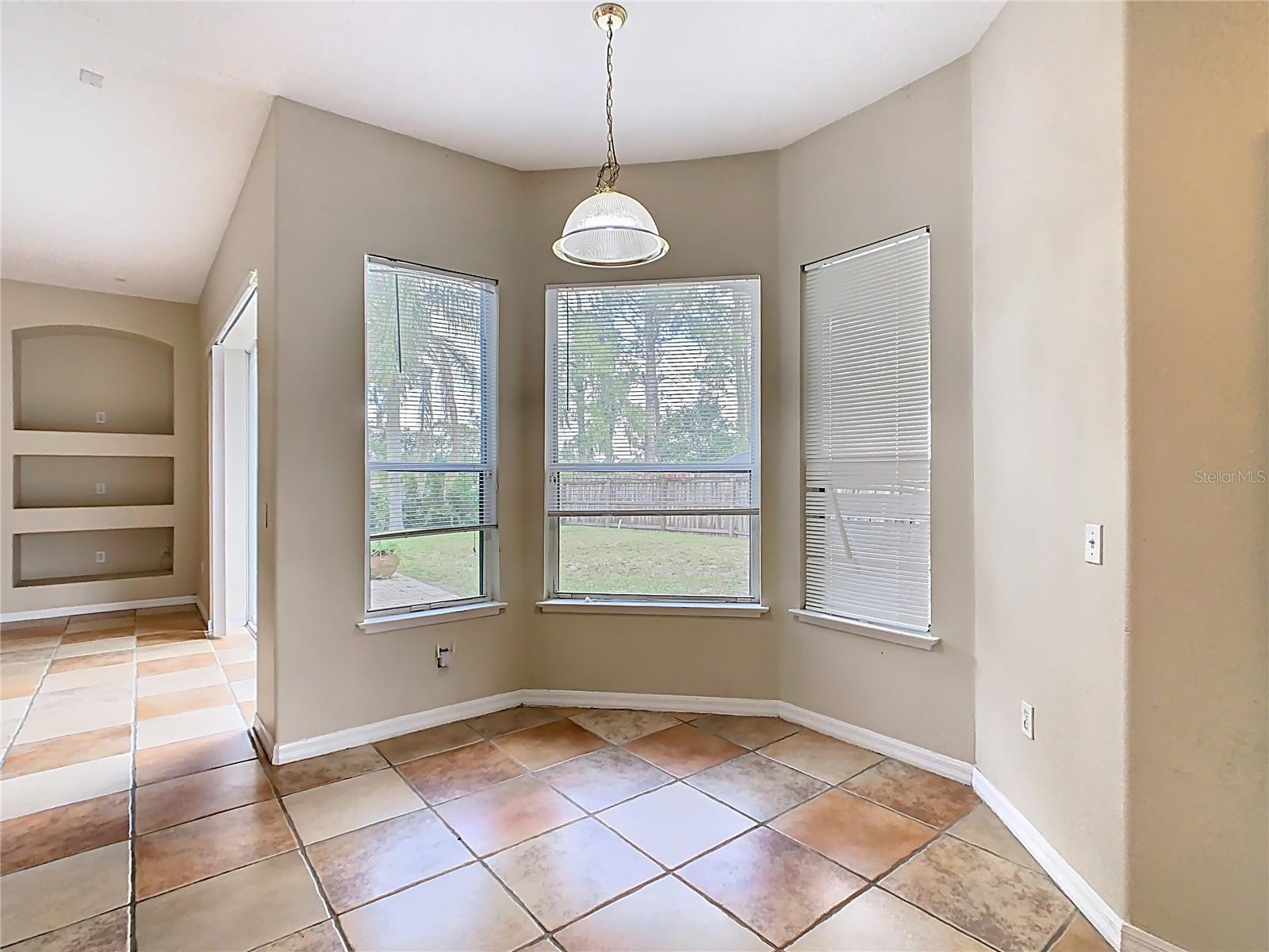 GRAND RESERVE - Residential