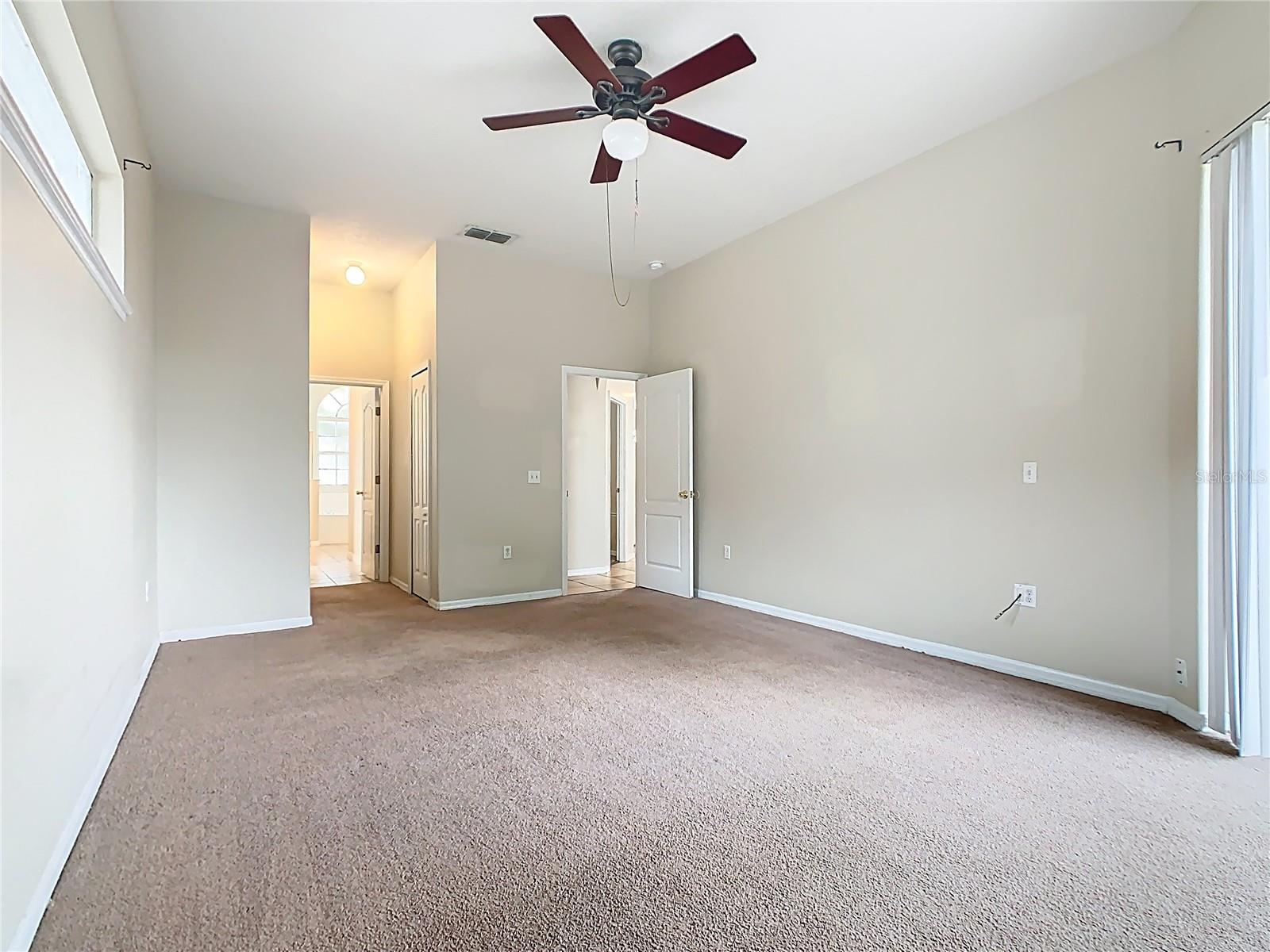 GRAND RESERVE - Residential