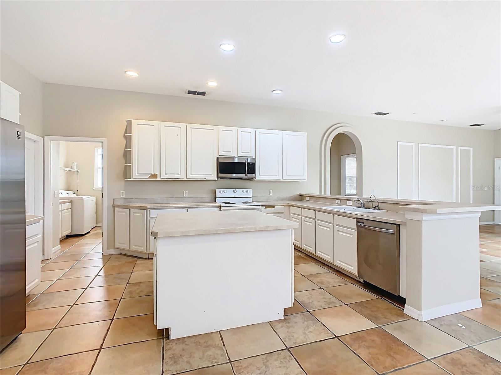 GRAND RESERVE - Residential