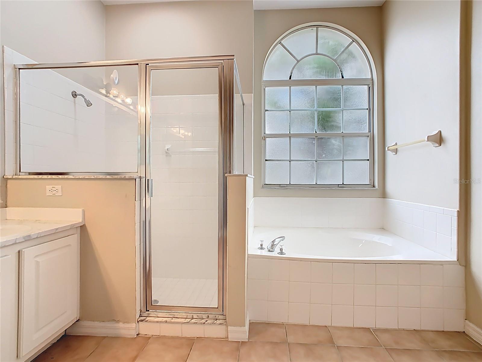 GRAND RESERVE - Residential