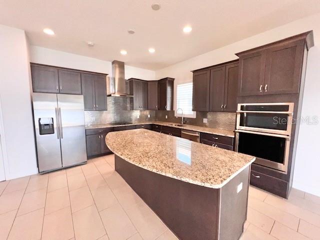 WYNDHAM LAKES ESTATES - Residential