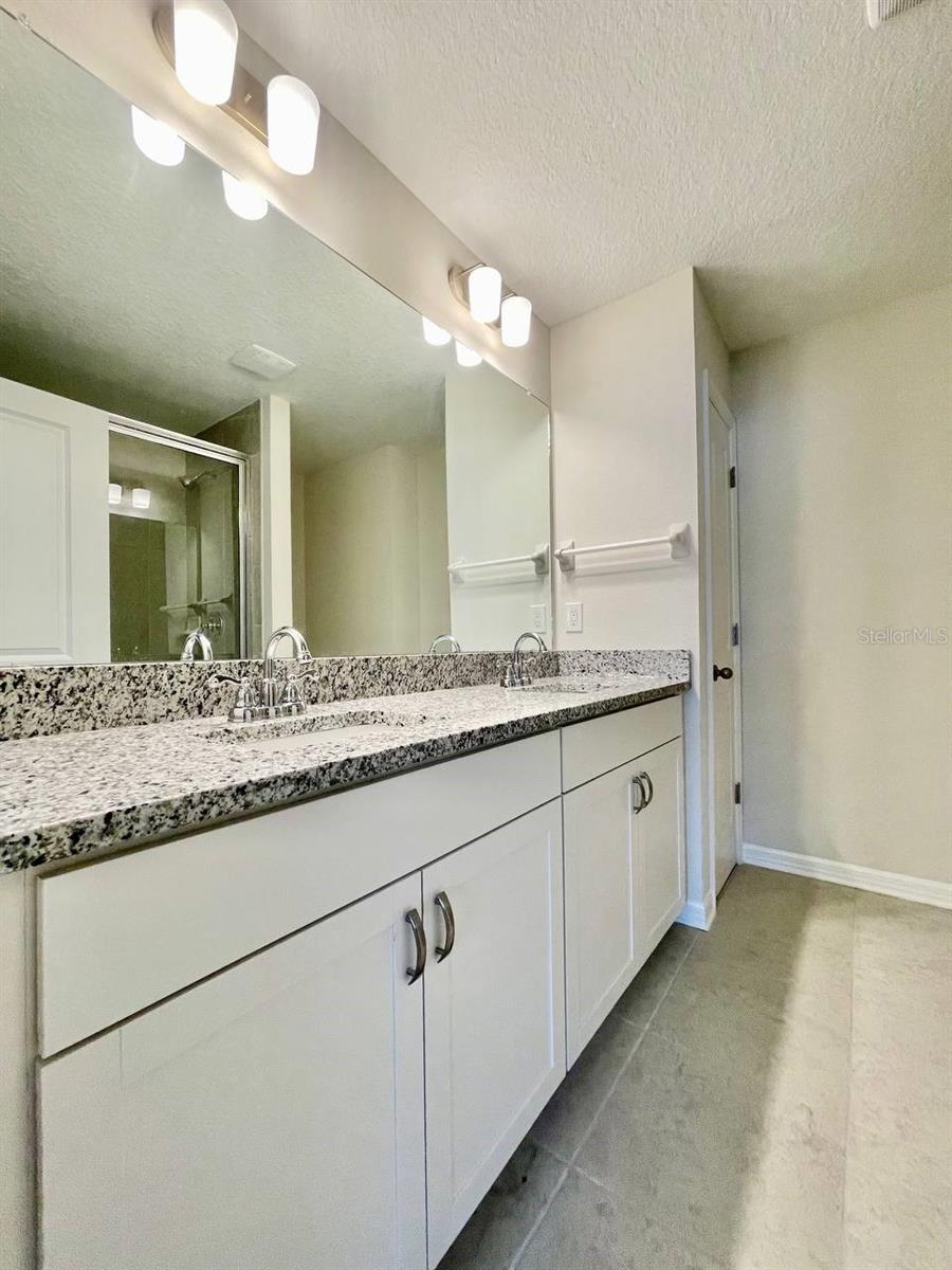 CALUSA CRK - Residential Lease