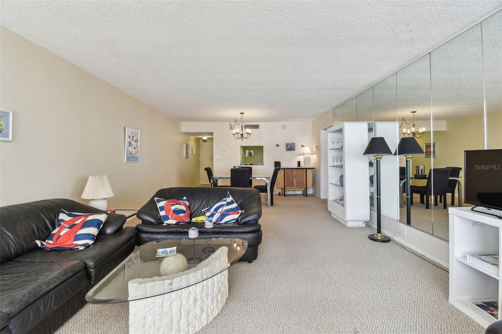 REDINGTON TOWERS BLDG 2 CONDO - Residential