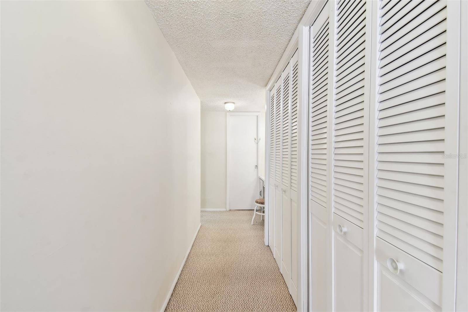 REDINGTON TOWERS BLDG 2 CONDO - Residential