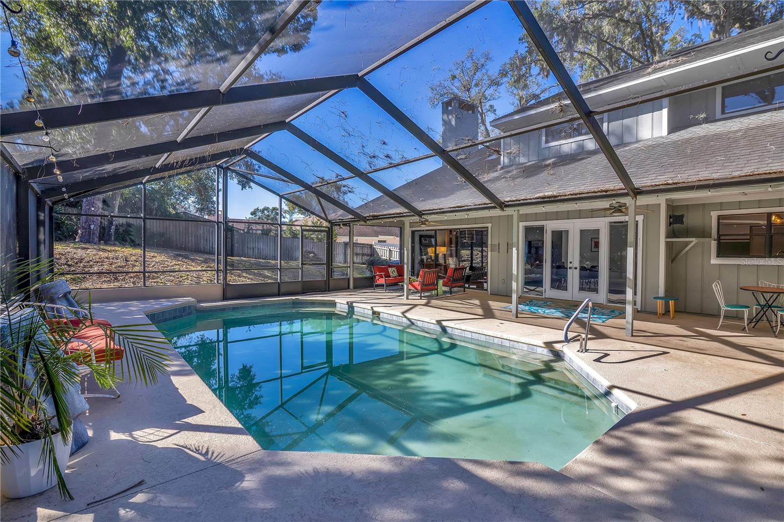 Casas a venda 1 - Jen Dantas 2108 DOGWOOD CIRCLE