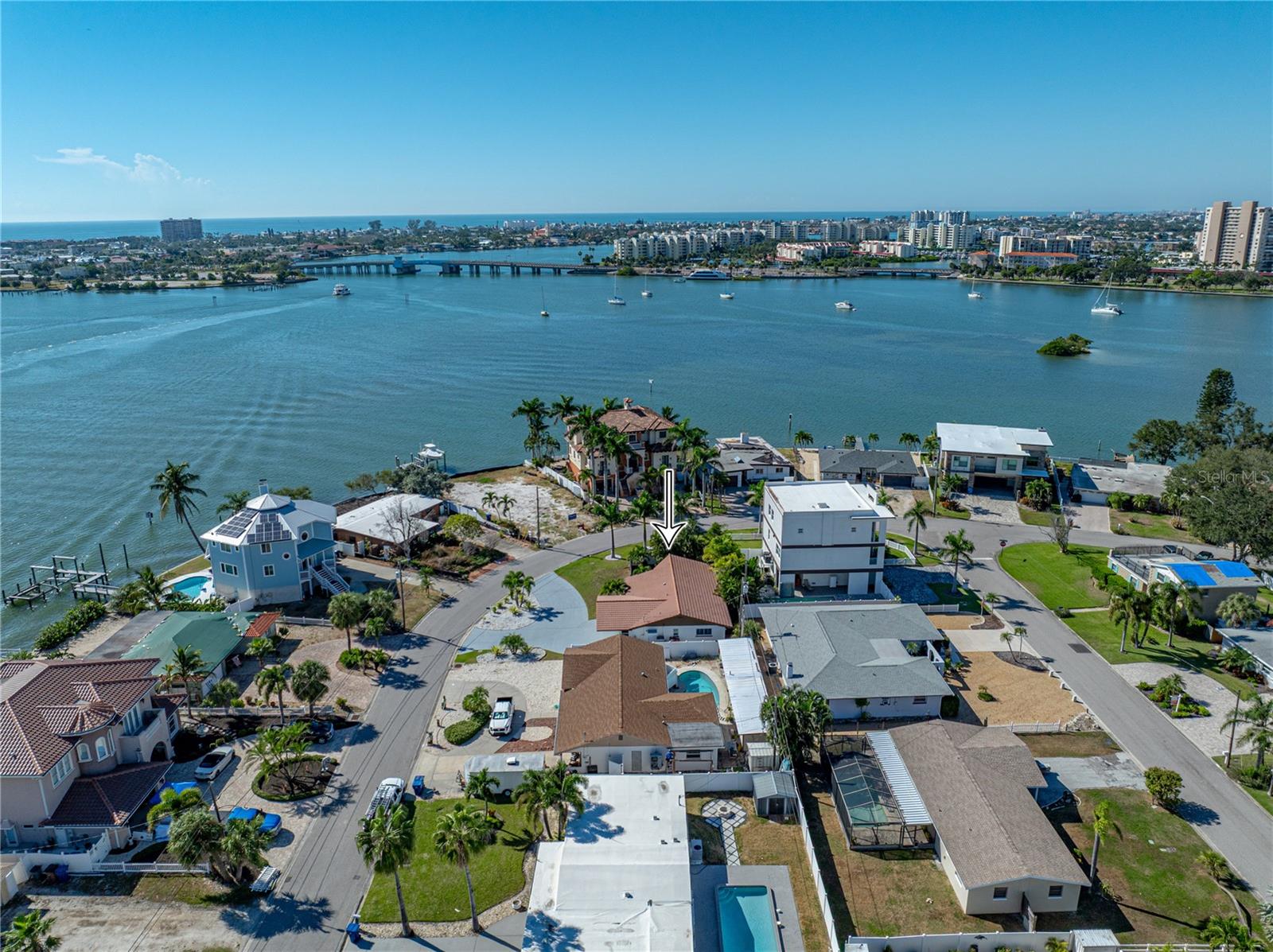 PASADENA ISLE - Residential Lease