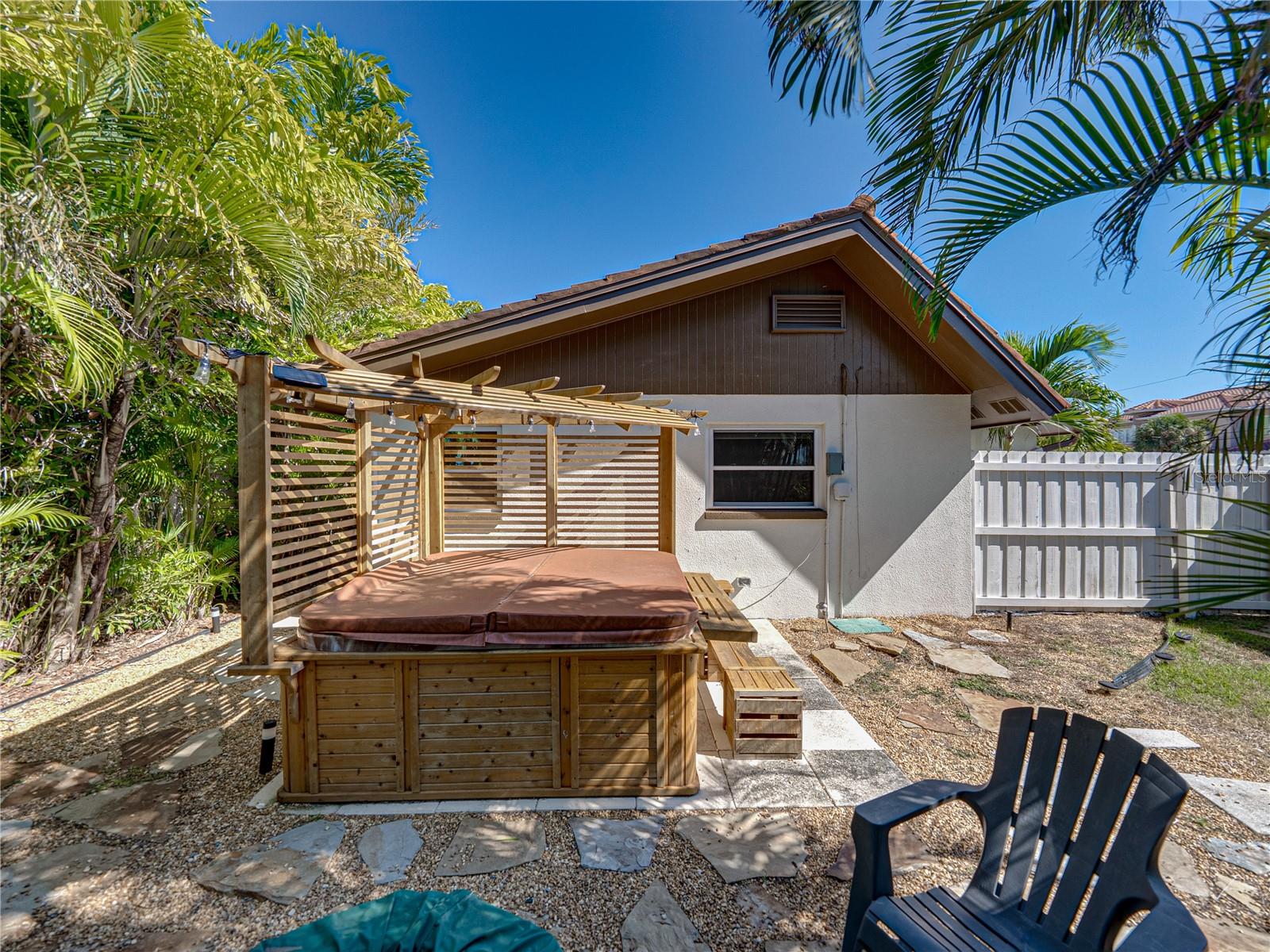 PASADENA ISLE - Residential Lease