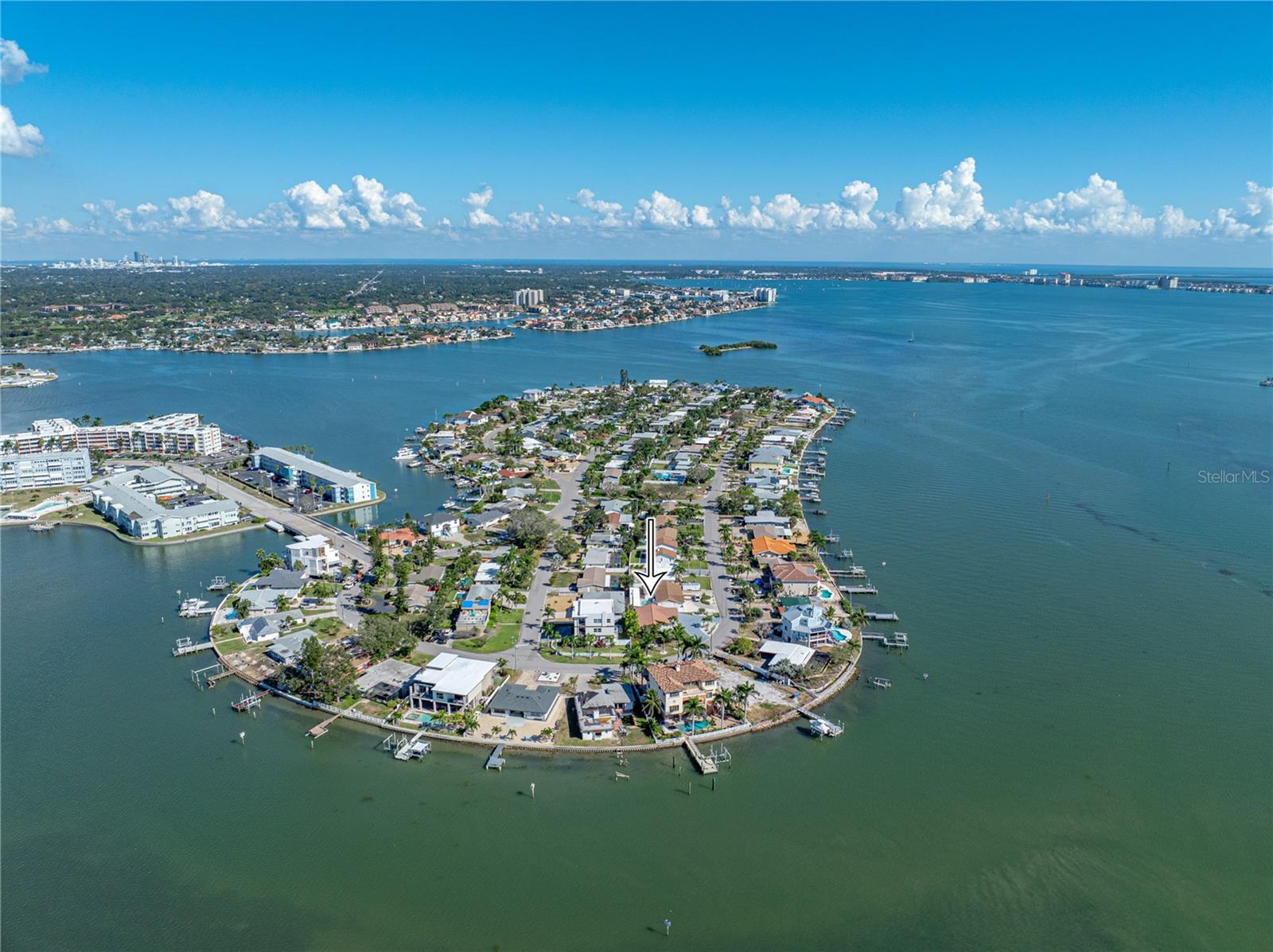 PASADENA ISLE - Residential Lease