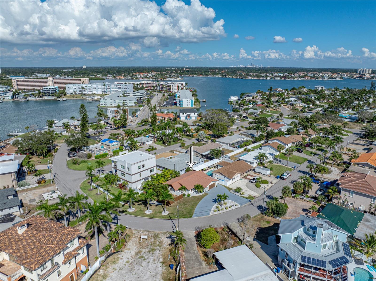 PASADENA ISLE - Residential Lease