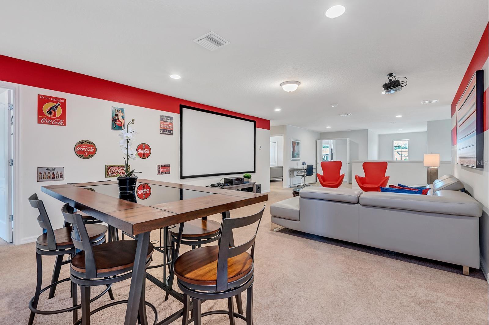 WINDSOR AT WESTSIDE - Residential