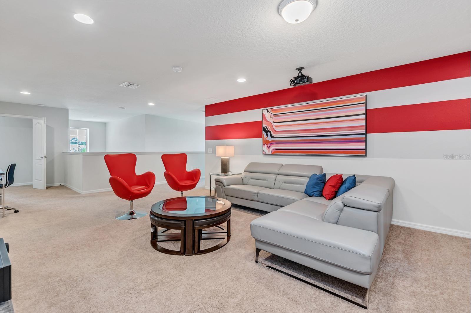 WINDSOR AT WESTSIDE - Residential