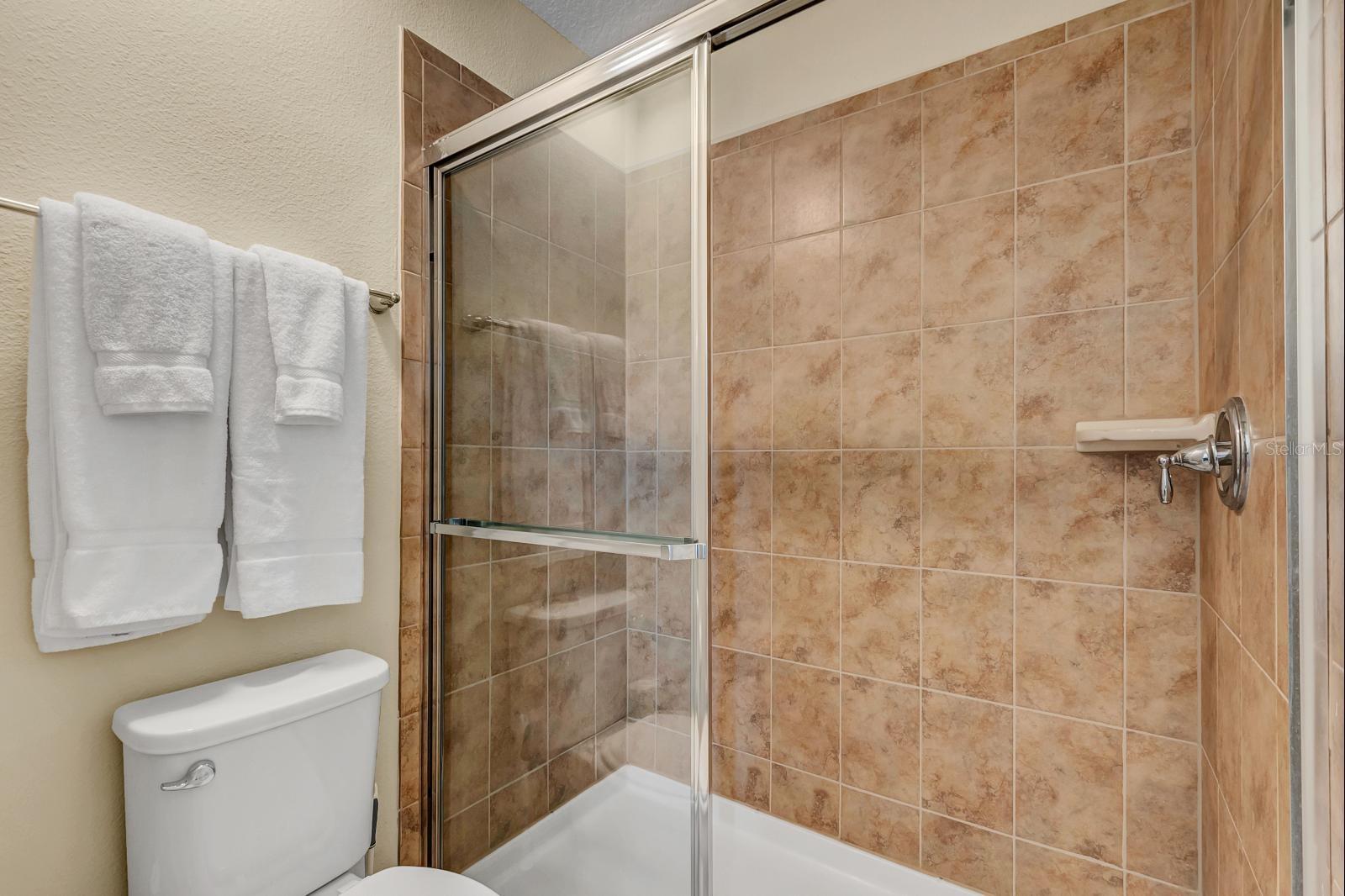 WINDSOR AT WESTSIDE - Residential