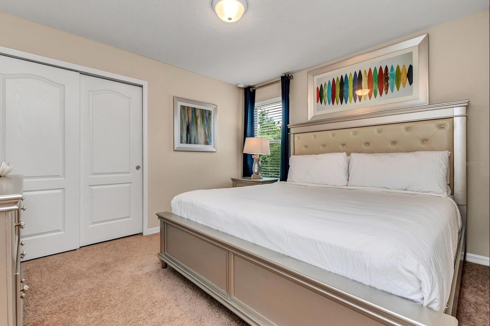 WINDSOR AT WESTSIDE - Residential