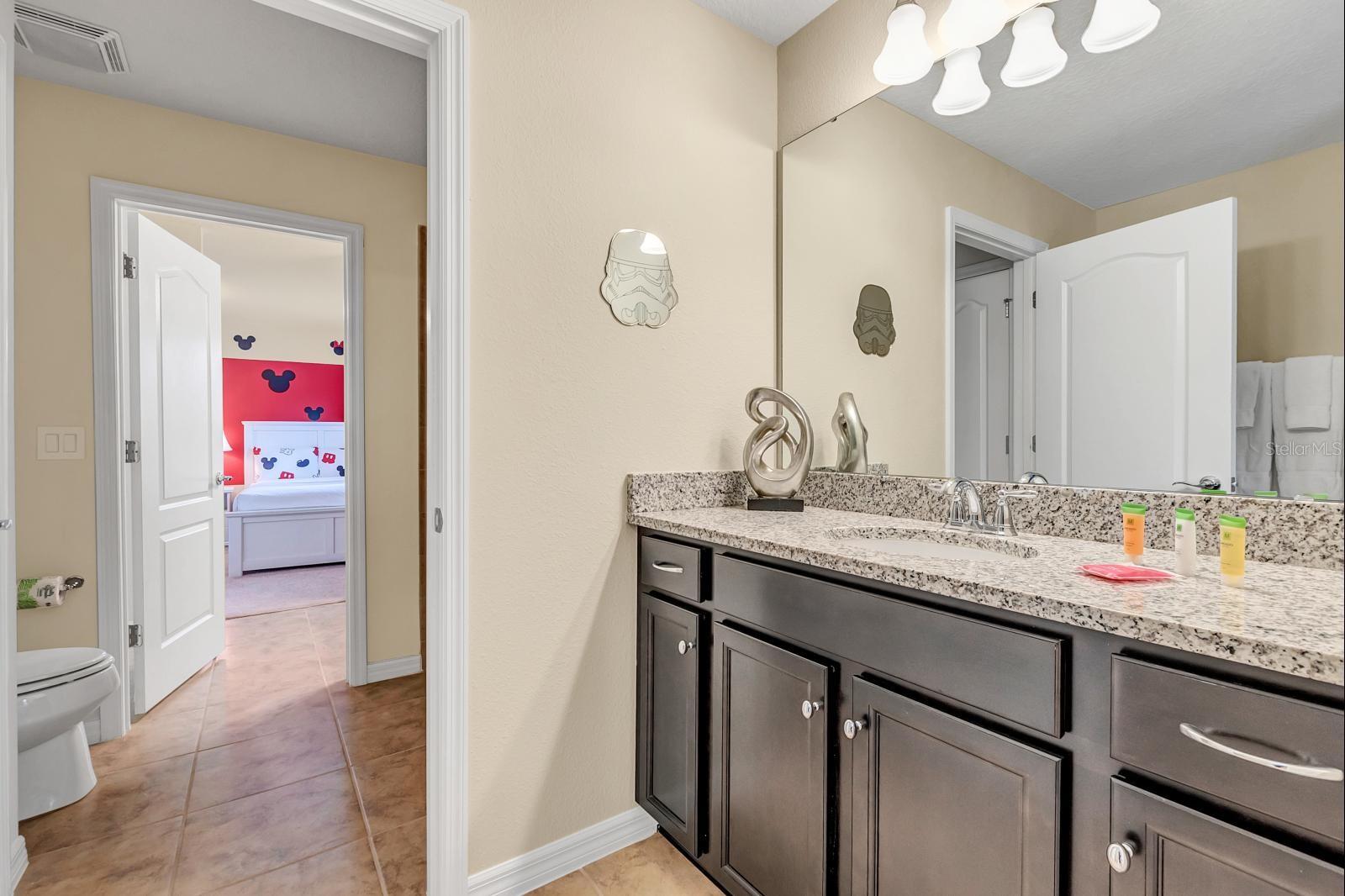 WINDSOR AT WESTSIDE - Residential