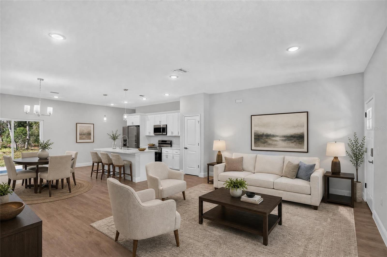 1325 W EVERGREEN DRIVE