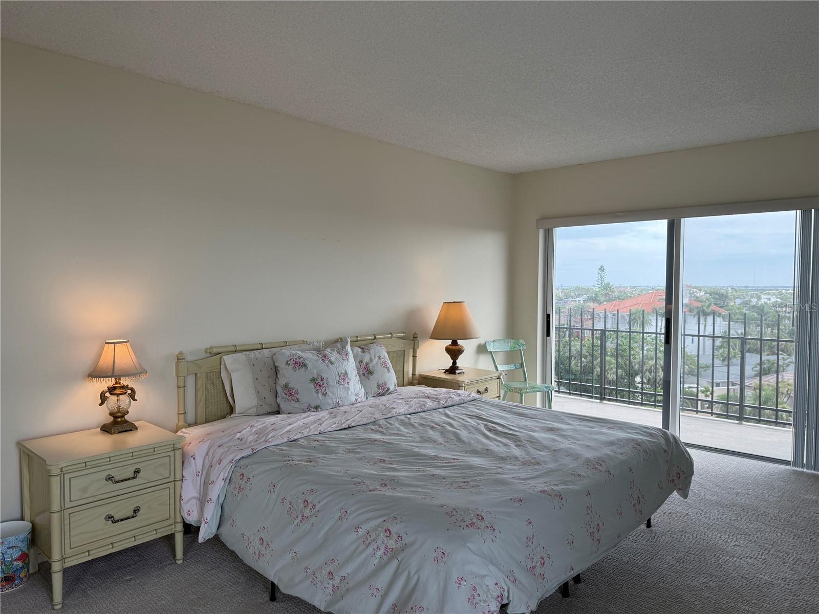 ST ARMAND TOWERS - Residential Lease