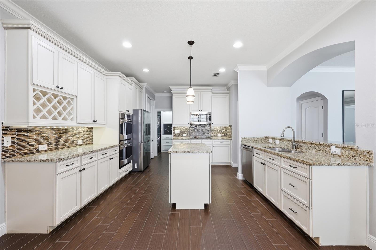 PROVENCE/LK SHEEN - Residential