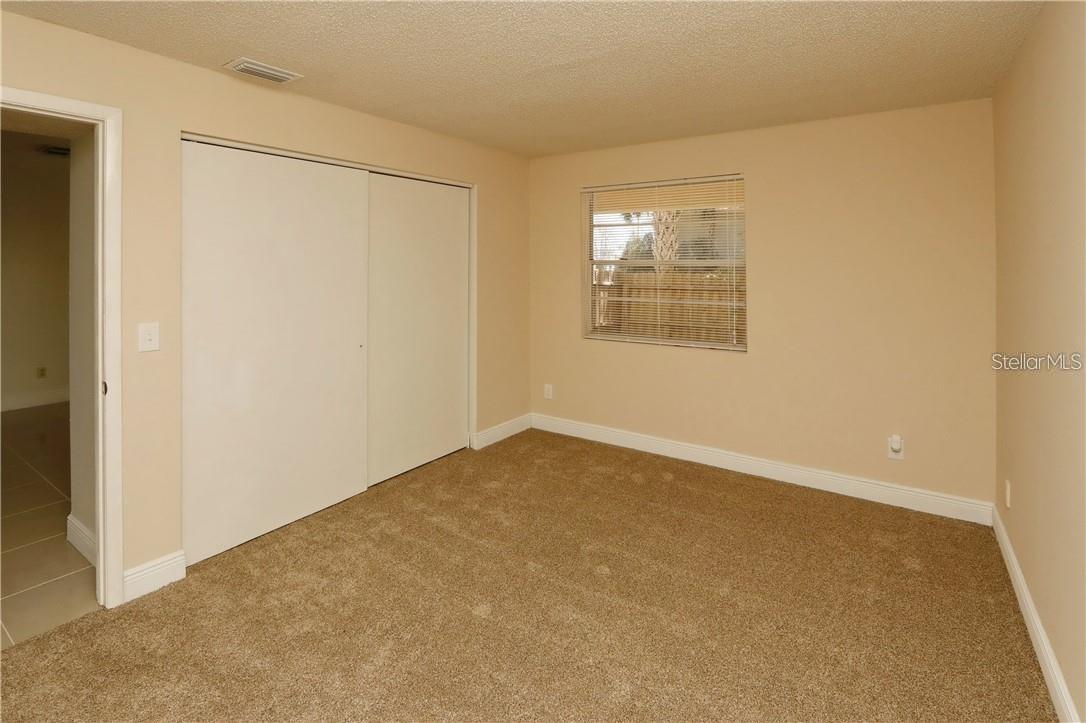 THE HAMPTONS AT BRANDON A CONDO - Residential