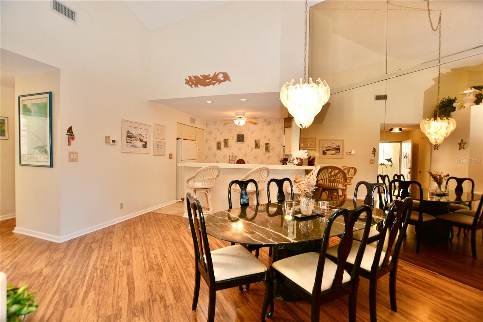 VISTA VERDE - Residential