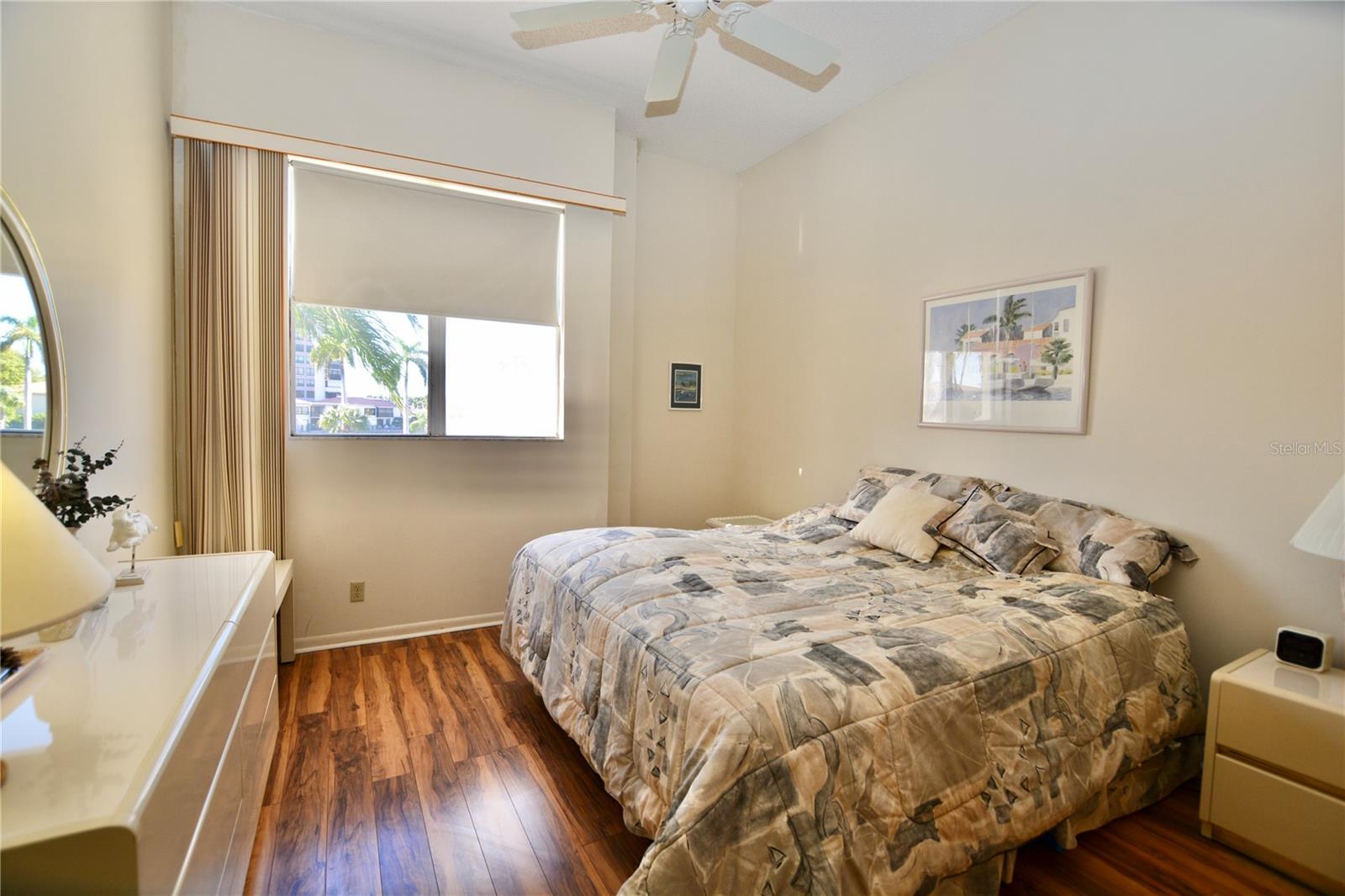 VISTA VERDE - Residential