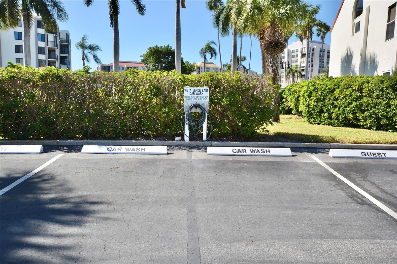 VISTA VERDE - Residential