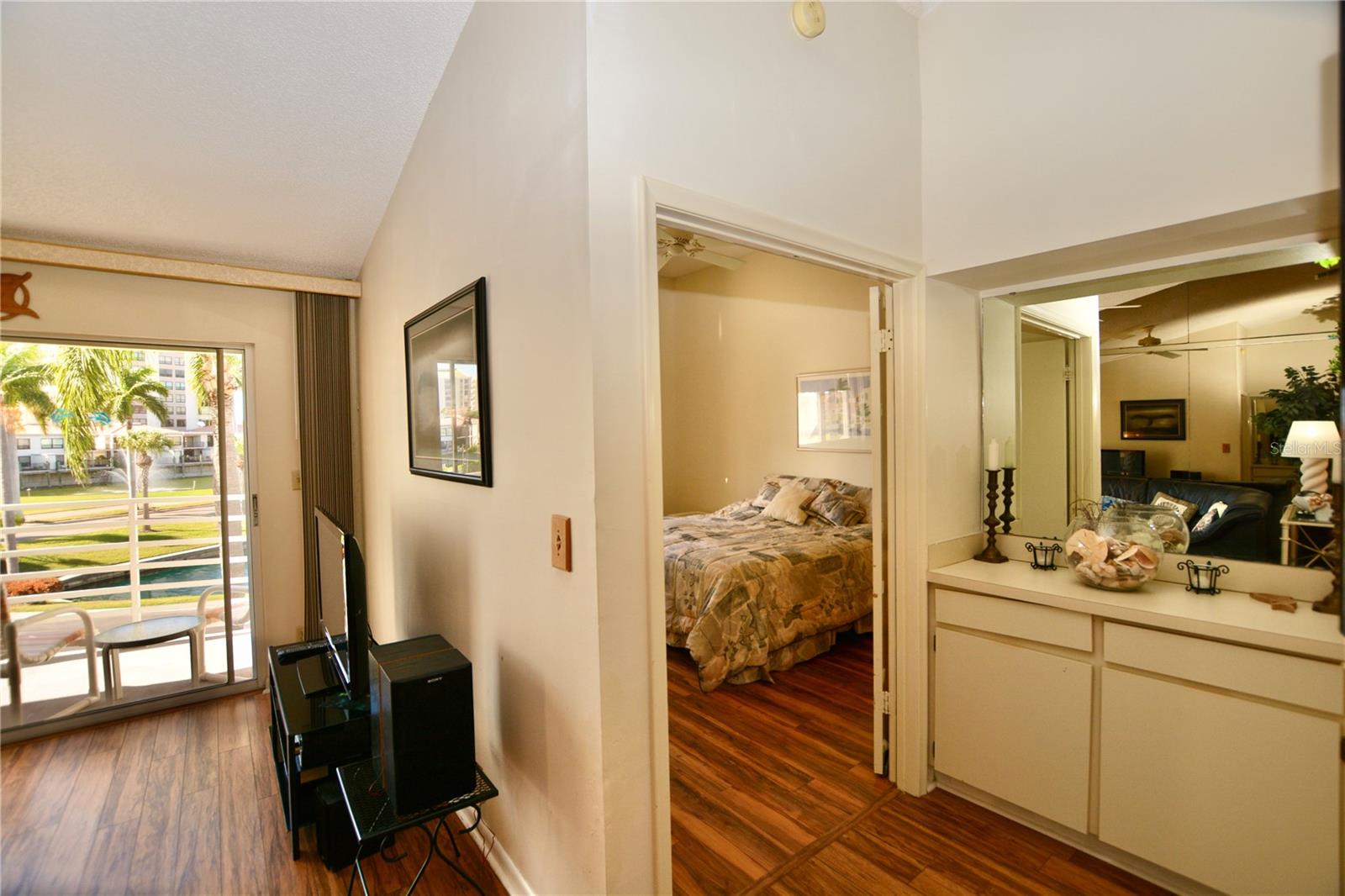 VISTA VERDE - Residential