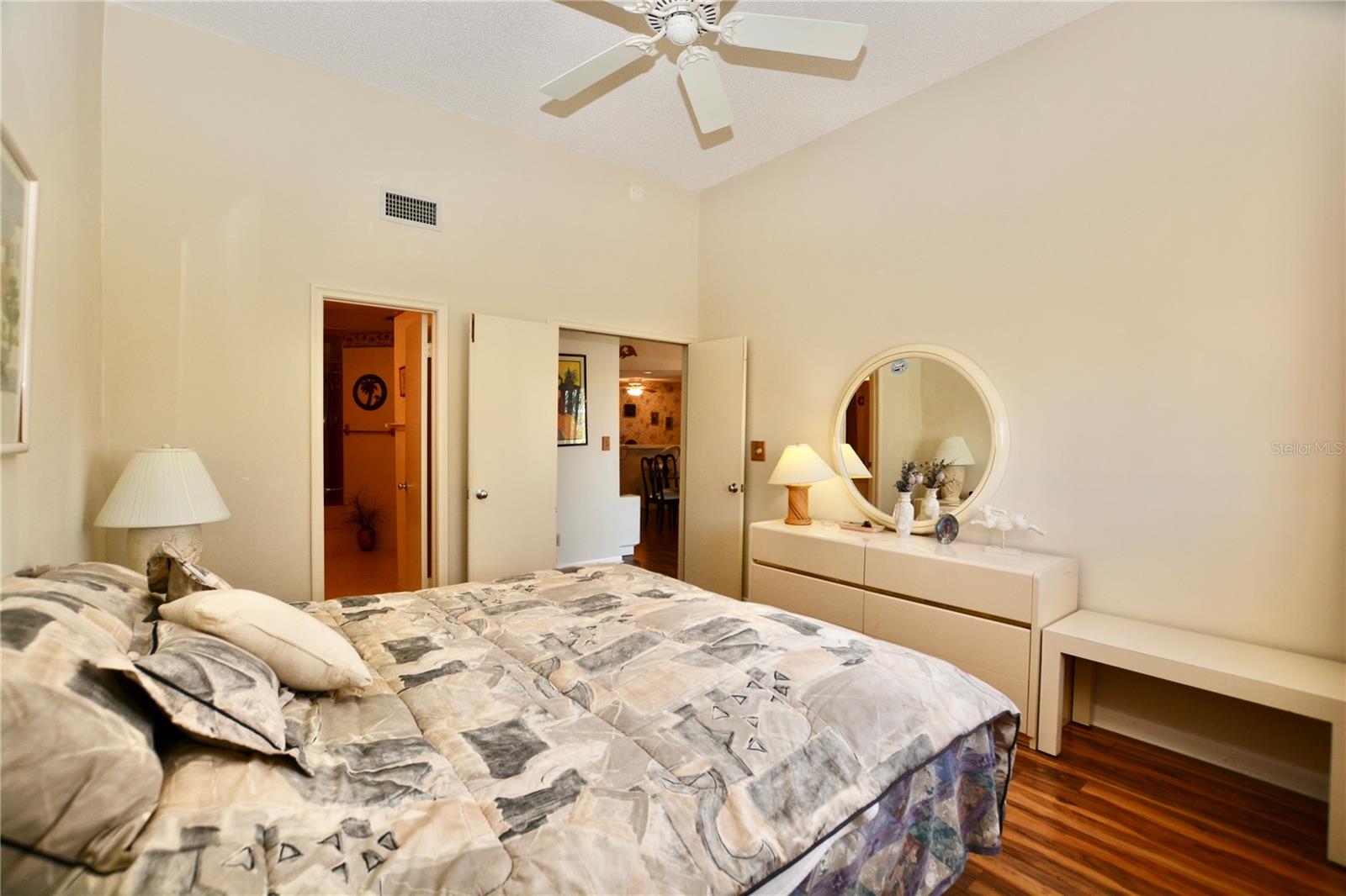 VISTA VERDE - Residential