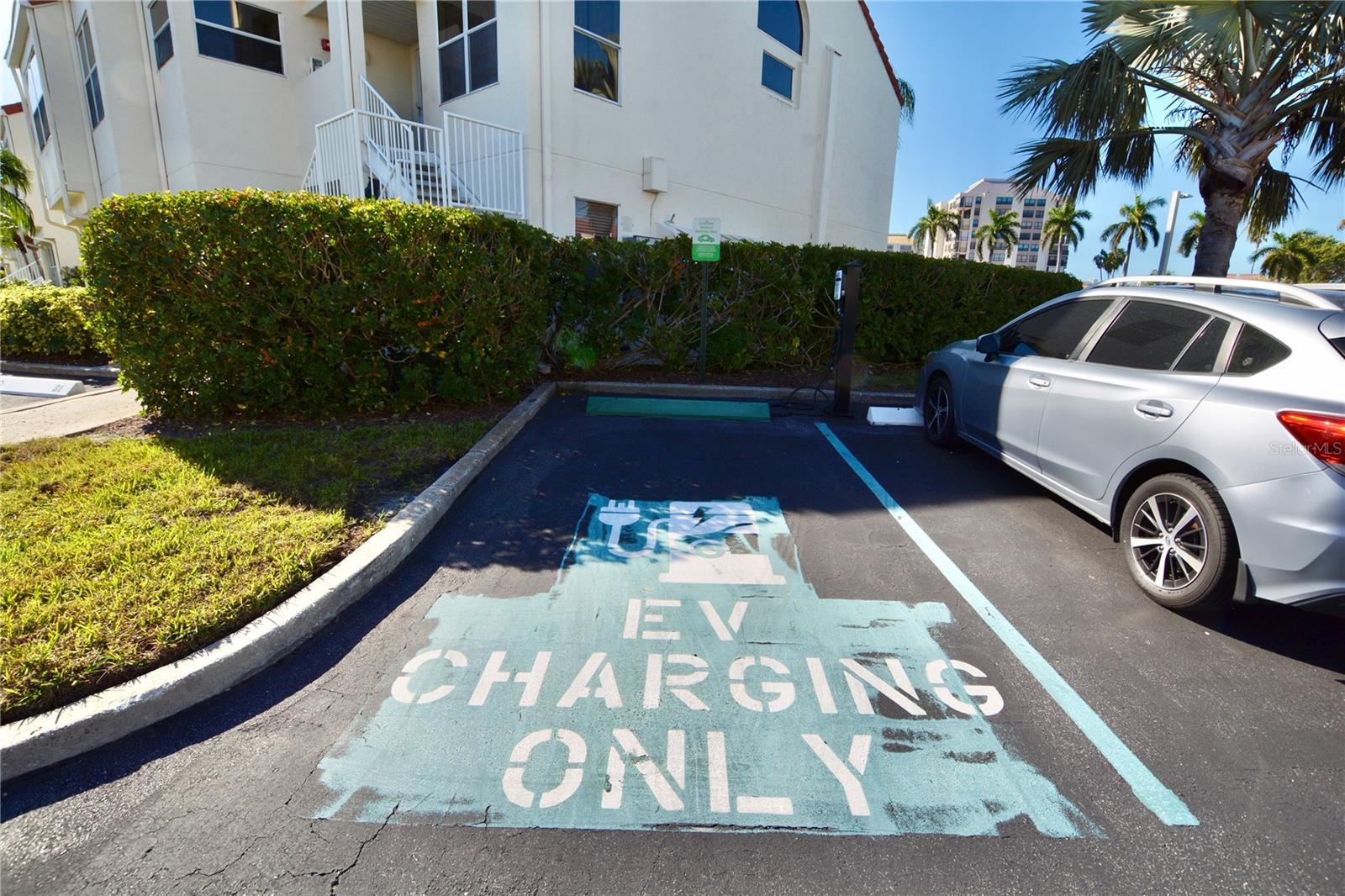 VISTA VERDE - Residential