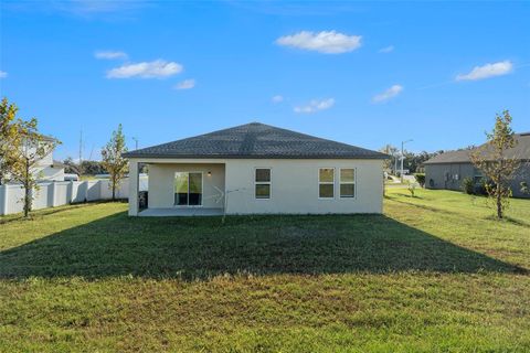 A home in SEFFNER