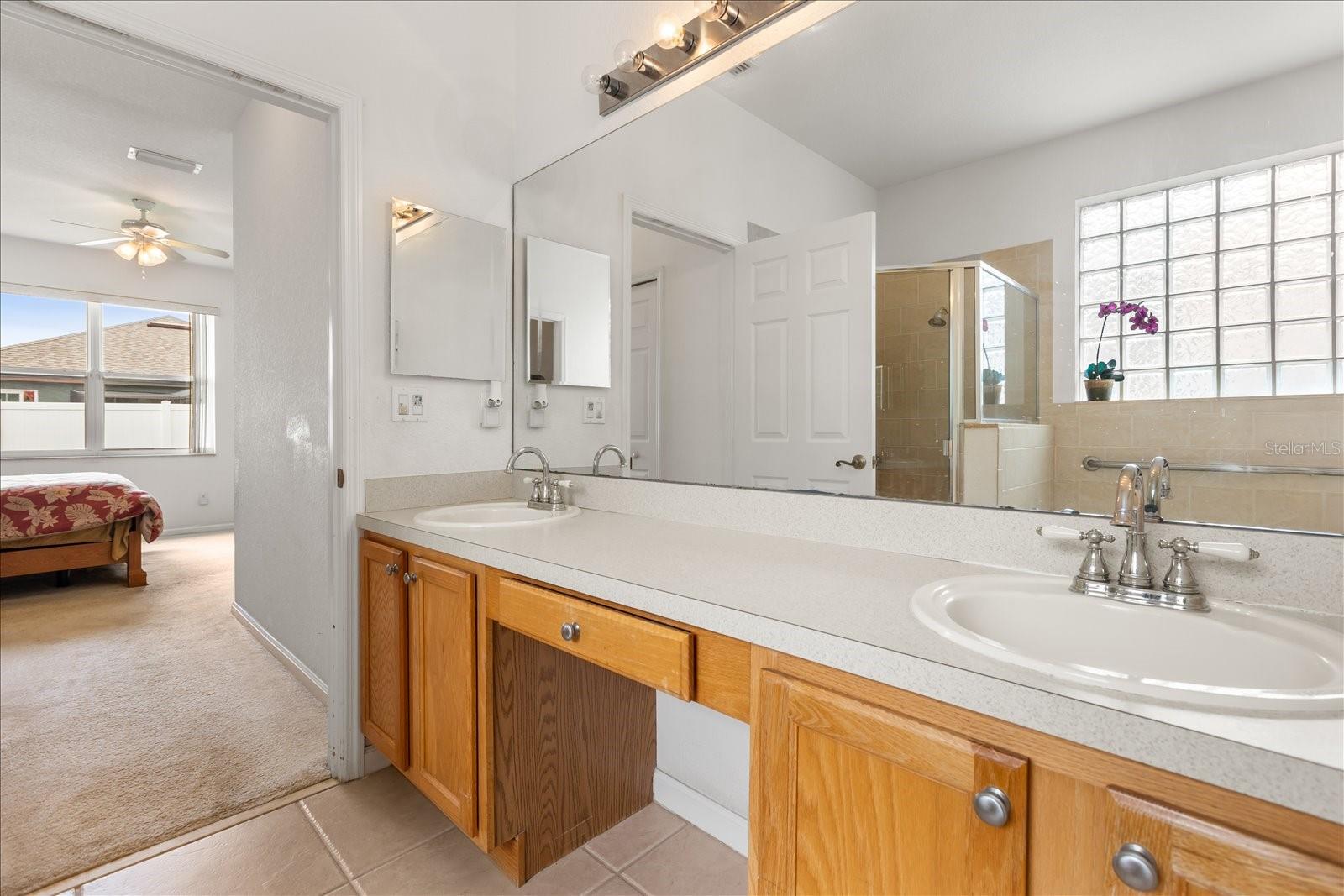 WINDSOR POINT PH 2 - Residential