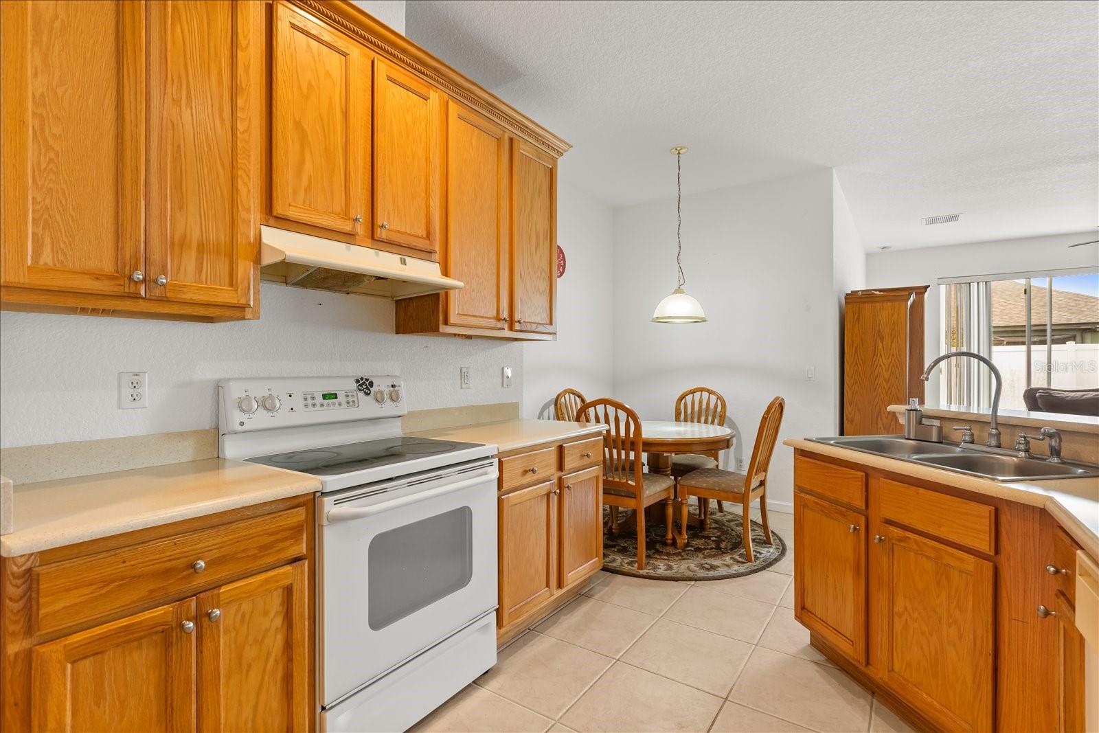 WINDSOR POINT PH 2 - Residential