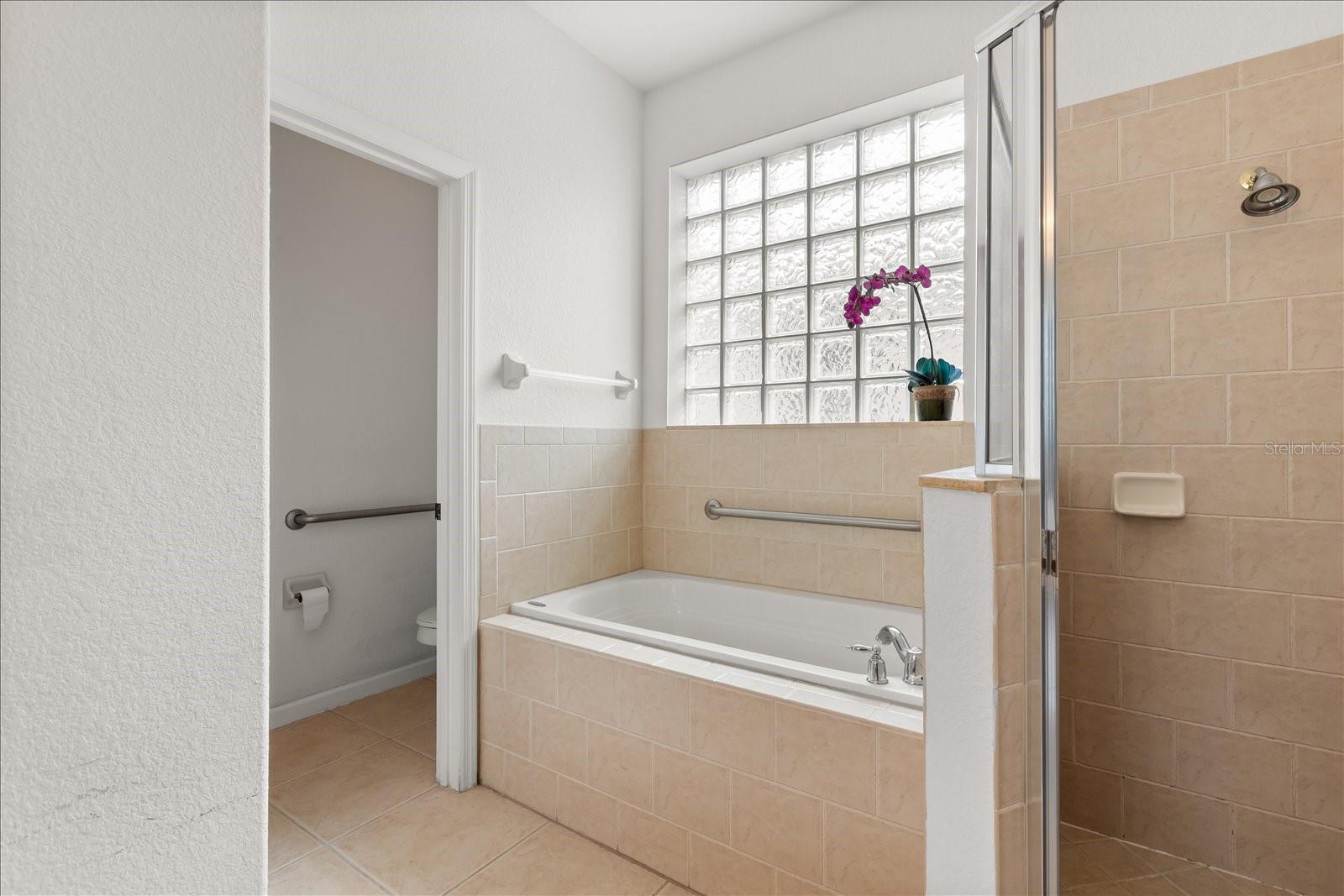 WINDSOR POINT PH 2 - Residential