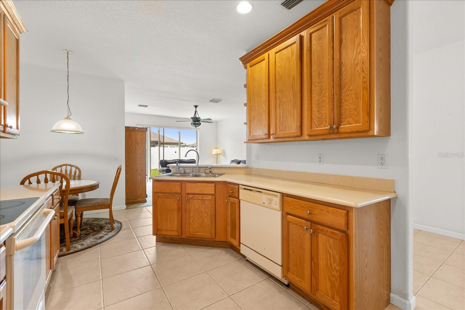 WINDSOR POINT PH 2 - Residential