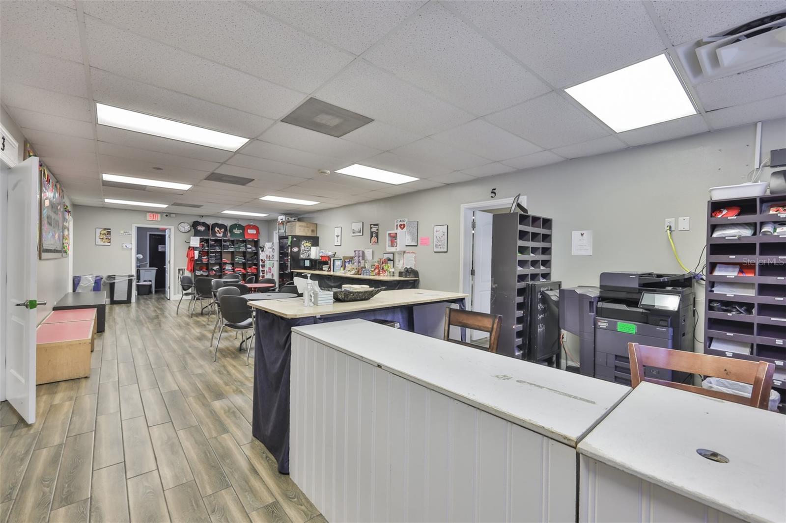 UNPLATTED - Commercial Lease