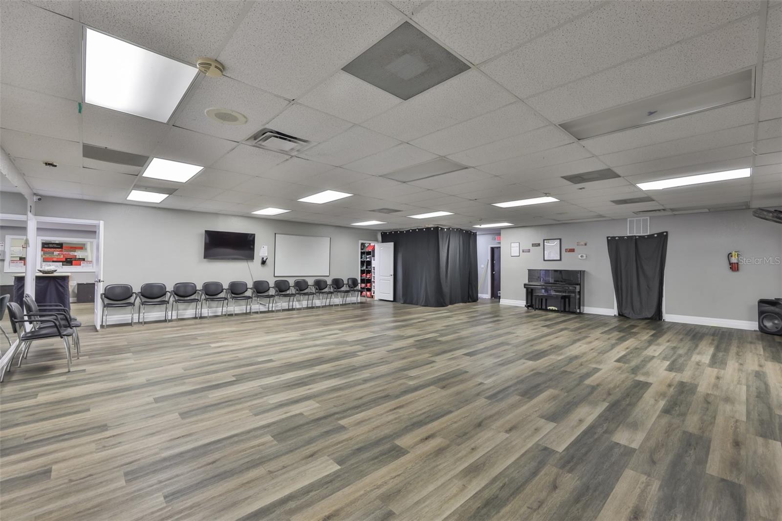 UNPLATTED - Commercial Lease