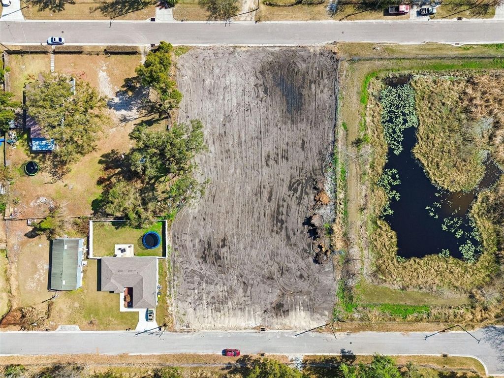Photo of 125 5th Street, Winter Haven, FL 33880 (MLS # L4959728)