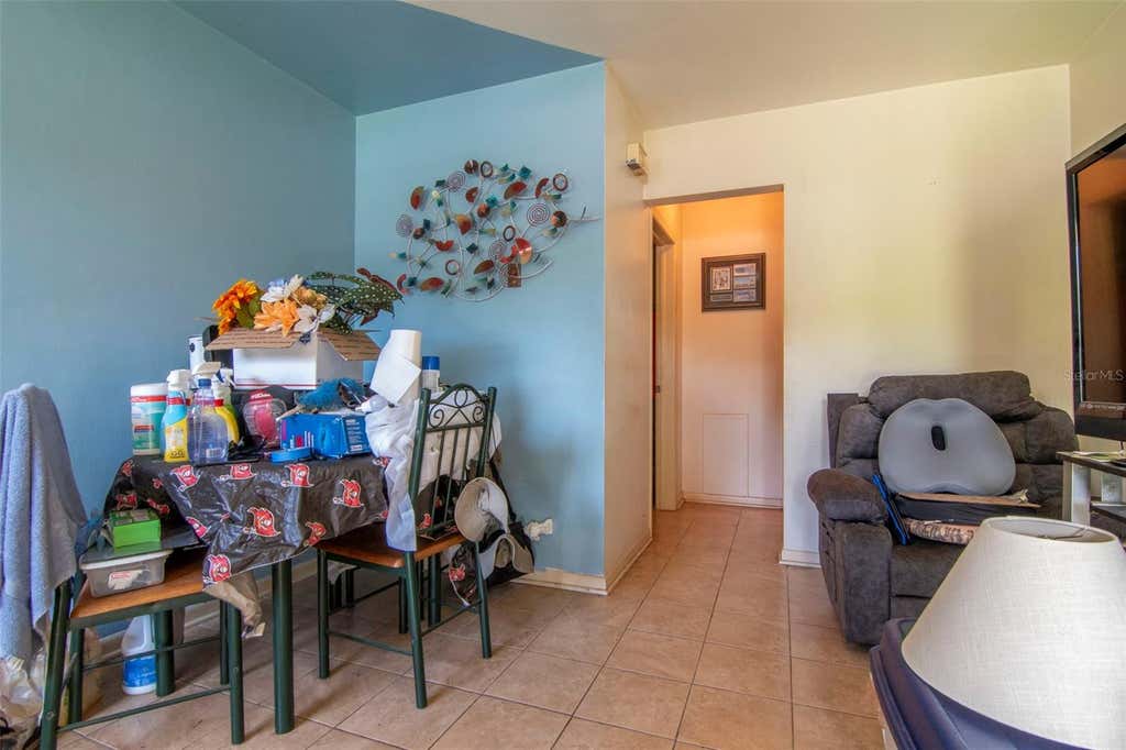 Photo of 1000 8th Avenue NW, Largo, FL 33770 (MLS # TB8539085)