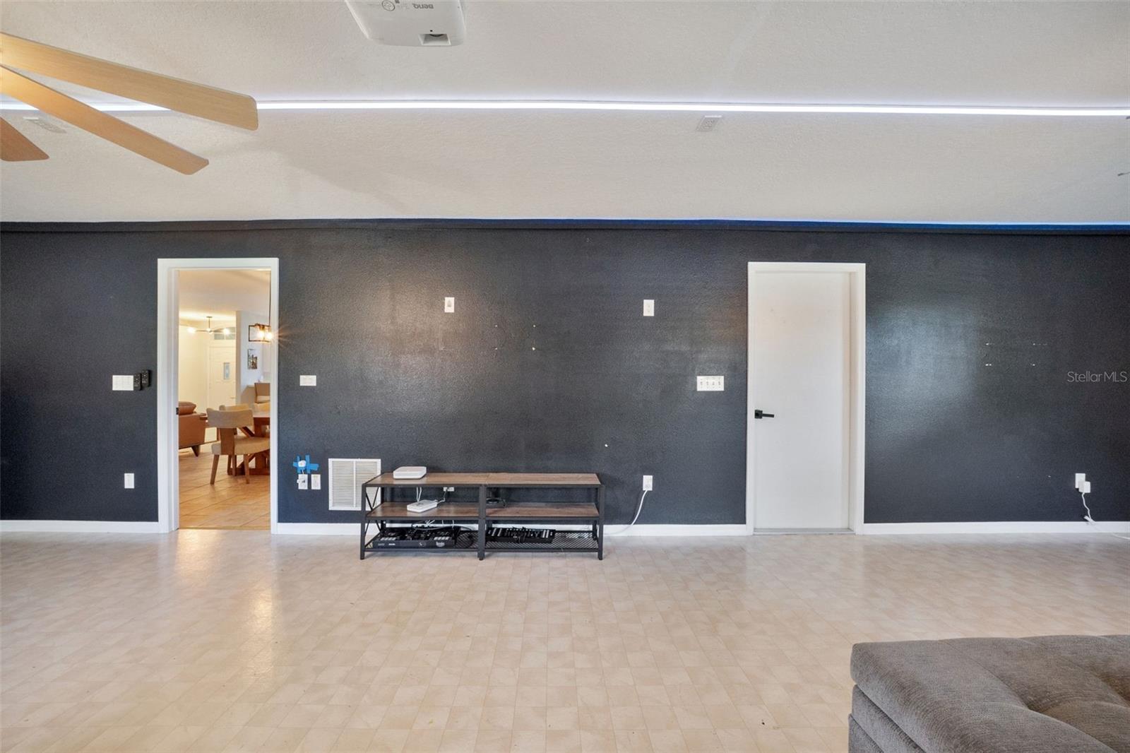 MONTCLAIR PH II SUB - Residential