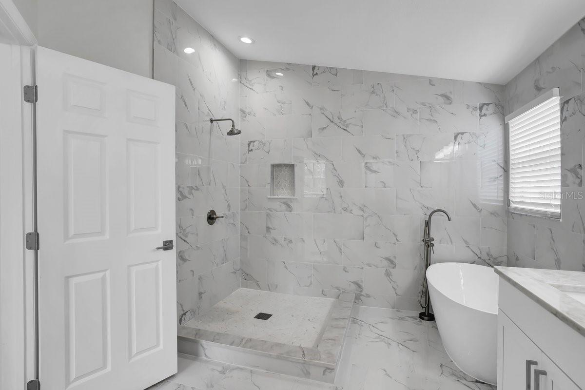 NORTHWOOD - Residential