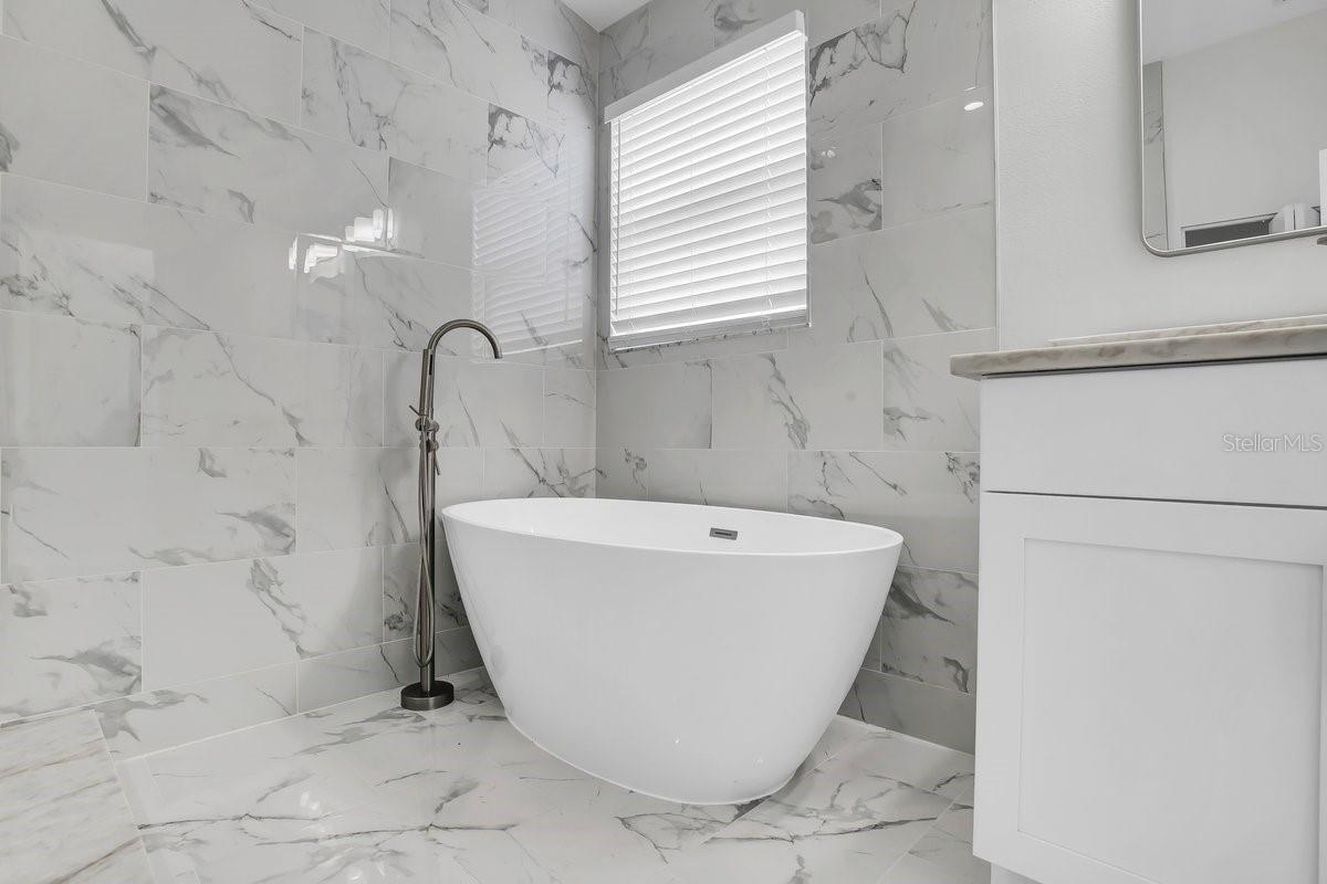 NORTHWOOD - Residential