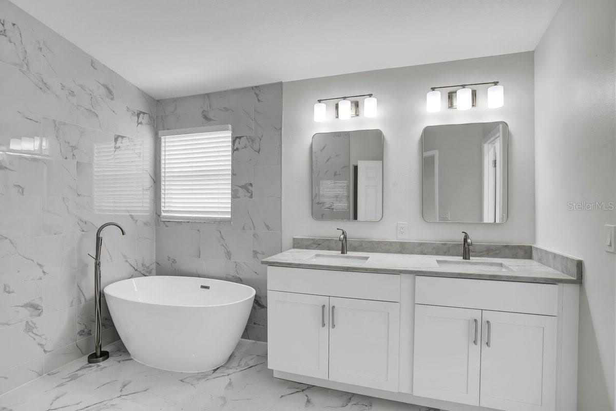 NORTHWOOD - Residential