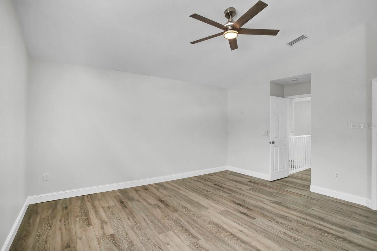 NORTHWOOD - Residential